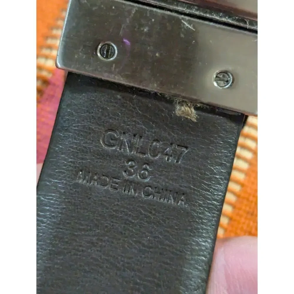 Mens career or causal Size 36 Belt Reversible silver buckle adjustable